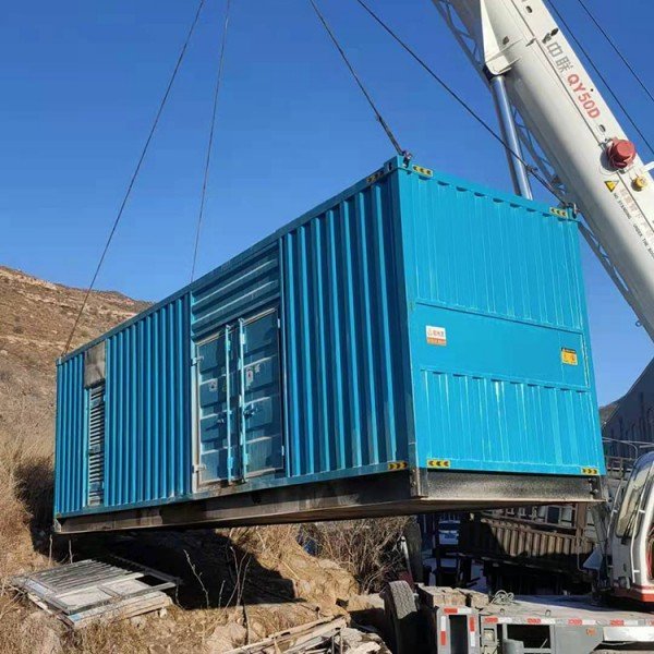 平阳发电机的发电效率受多种因素影响，主要包括以下几个方面：