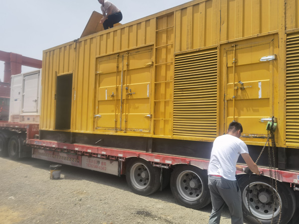 平阳发电机出租100KW发电机需要什么规格的电缆线？