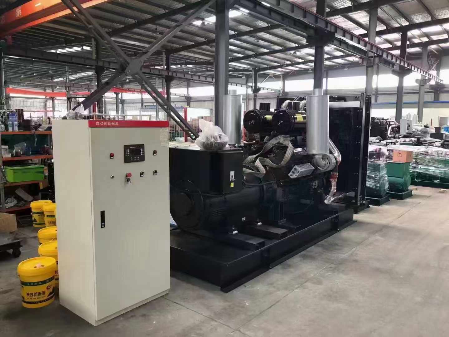 平阳柴油发电机运行时的噪音和振动水平如何？
