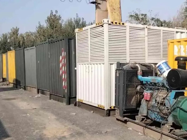 平阳200KW柴油发电机机组每小时油耗是多少？